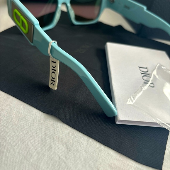 DIOR Sunglasses Men CD SU 80C7 LIMITED EDITION SKY BLUE GREEN MIRROR - Picture 2 of 11